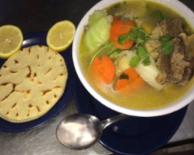 Caldo De Res.